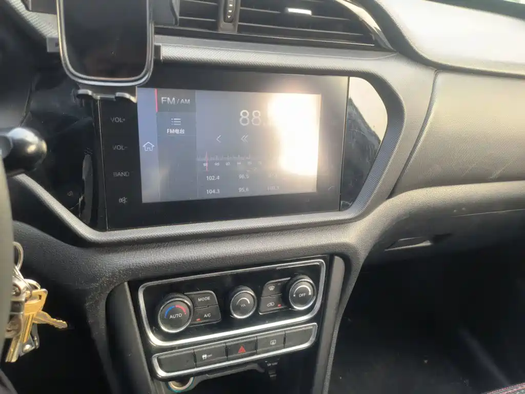 Chery Tiggo 3 — миниатюра 14