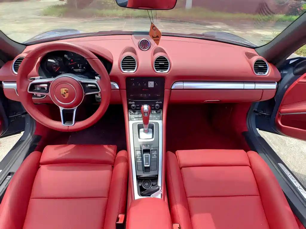 Porsche 718 2016 Boxster 2.0T