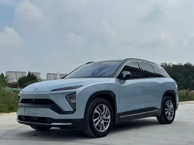 NIO ES6