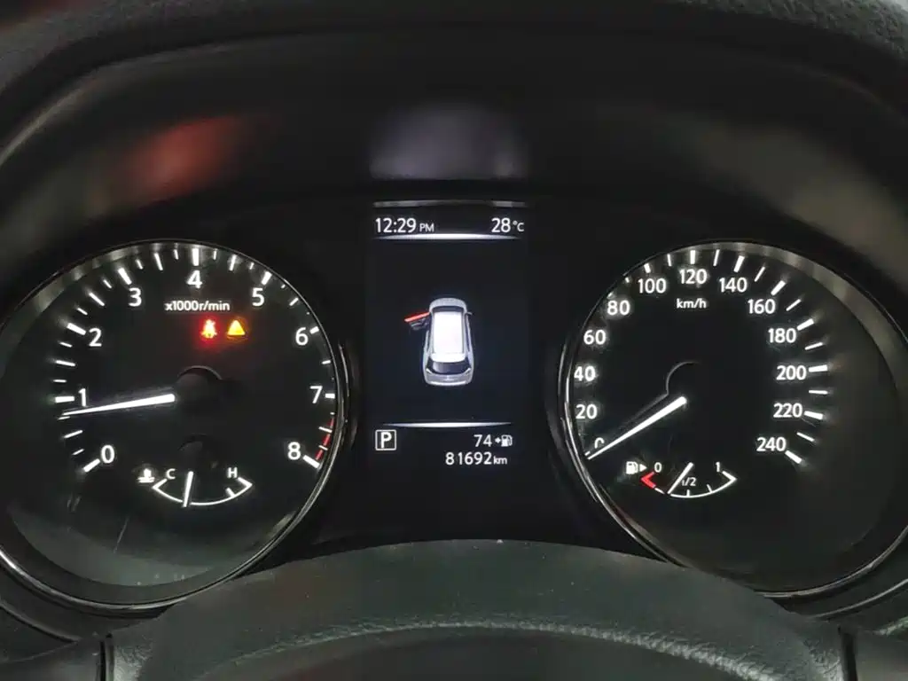 Nissan X-Trail — миниатюра 12