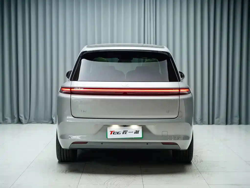 Li Auto Li L8 — миниатюра 10