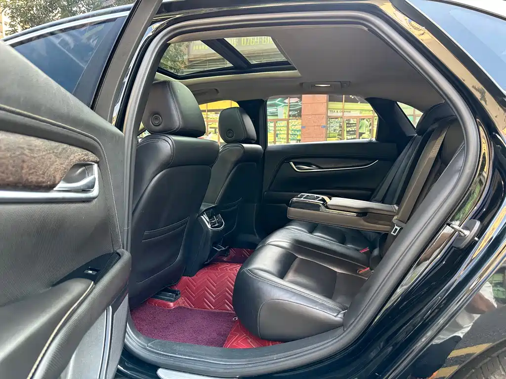 Cadillac XTS — миниатюра 12
