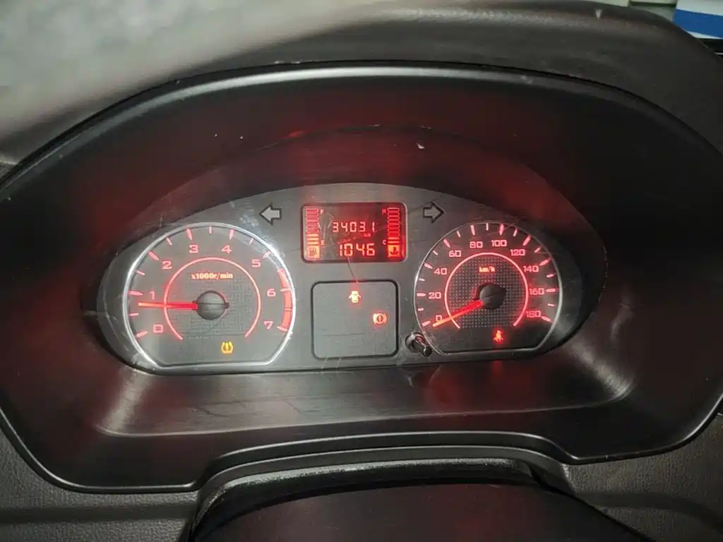 Wuling Hongguang V — миниатюра 15