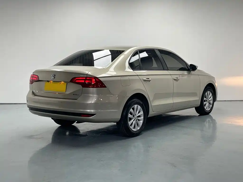 Volkswagen Bora — миниатюра 5