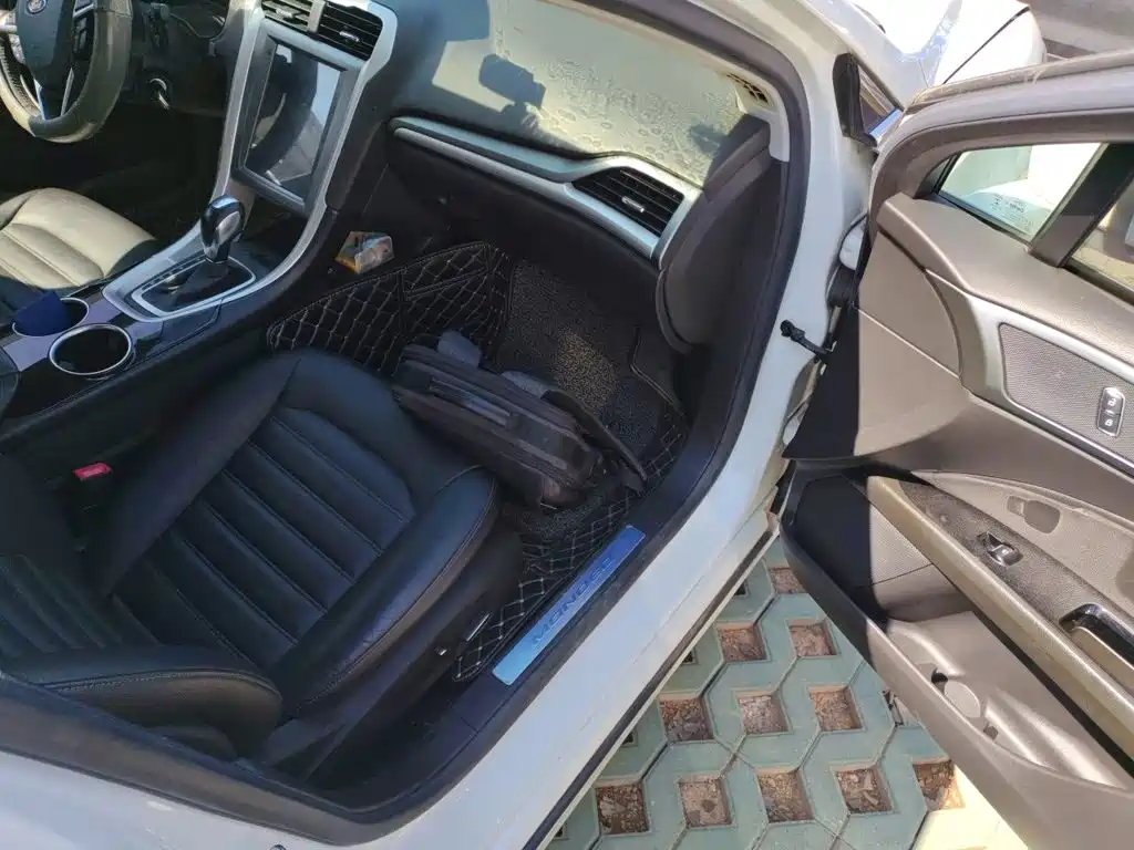 Ford Mondeo — миниатюра 19