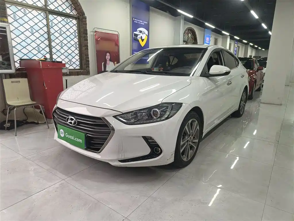 Hyundai Elantra 2018