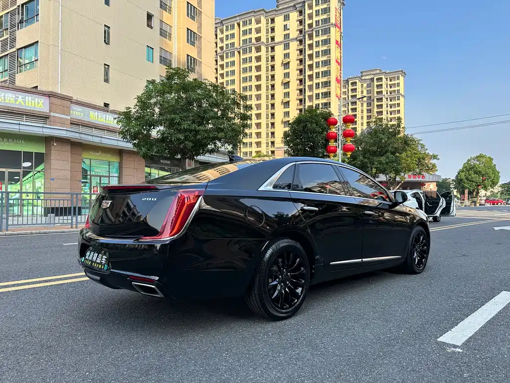 Cadillac XTS — миниатюра 8