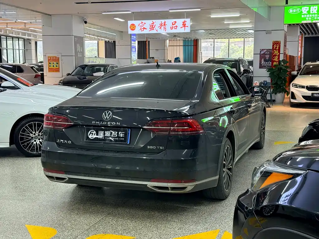 Volkswagen Phideon — миниатюра 11