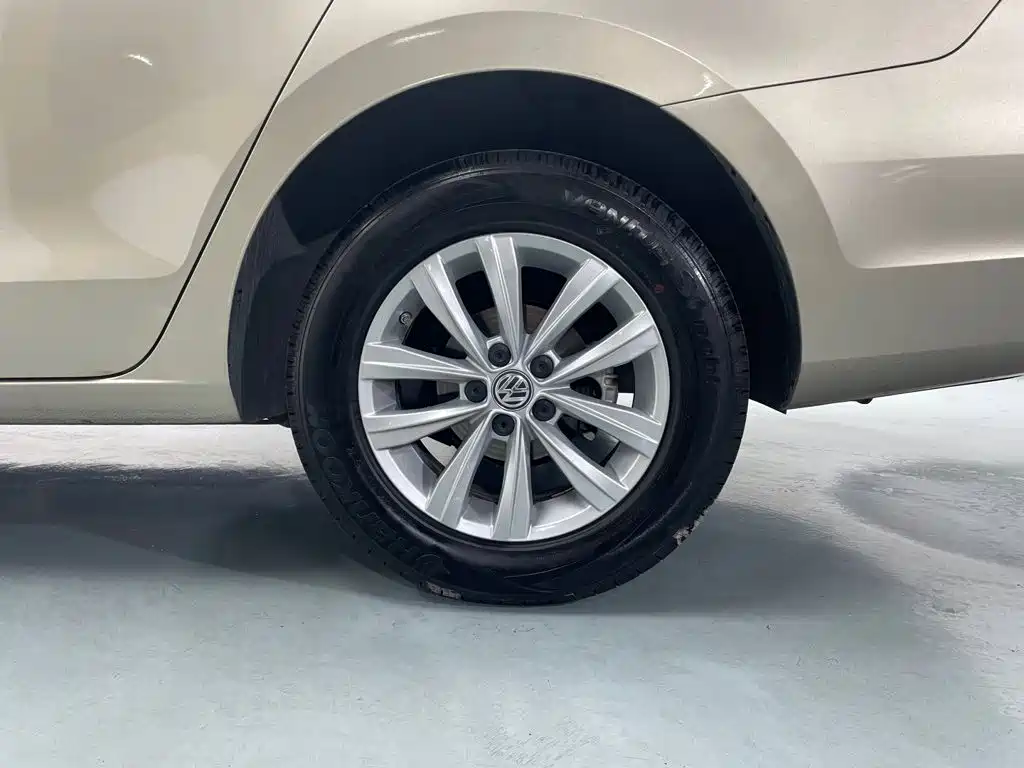 Volkswagen Bora — миниатюра 15