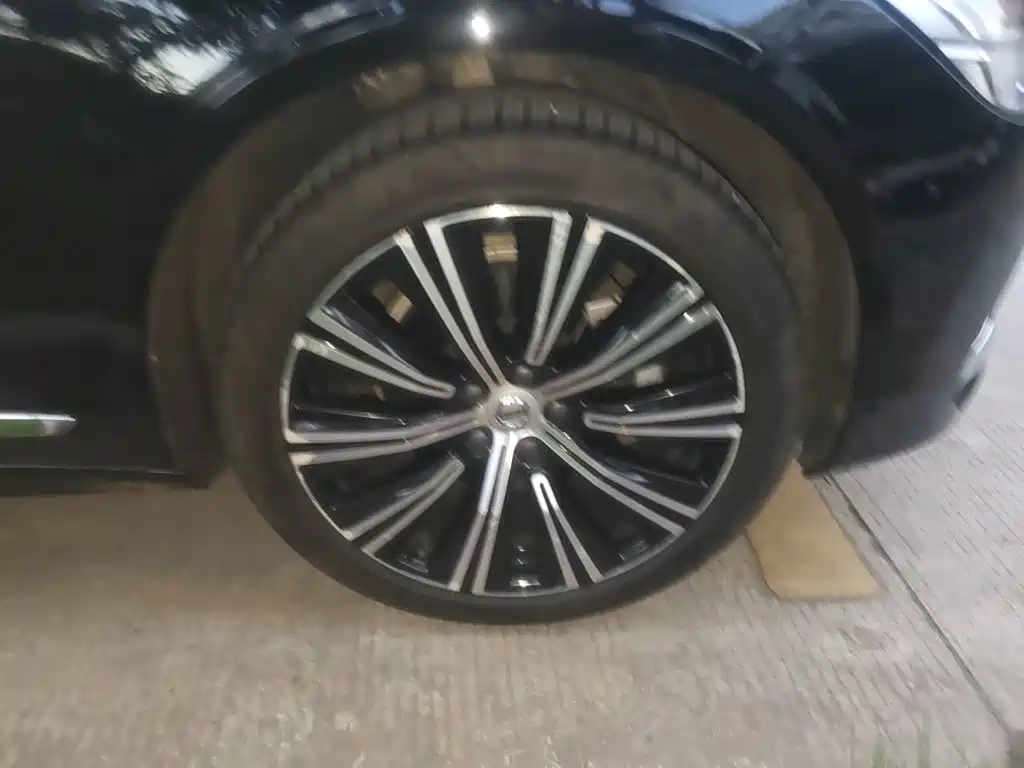 Volvo S90 — миниатюра 24