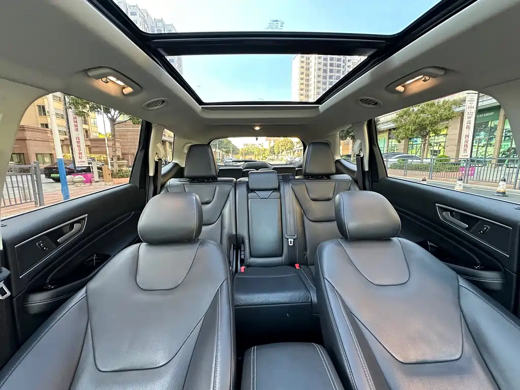 Ford Edge — миниатюра 17