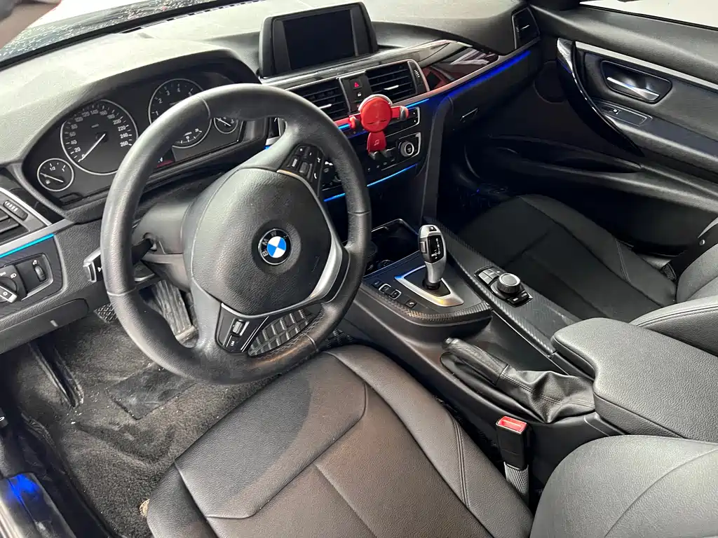 BMW 3 Series — миниатюра 4