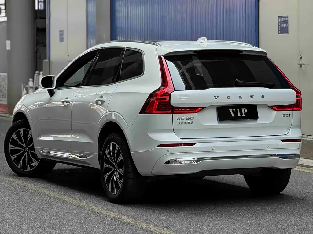 Volvo XC60 — миниатюра 6