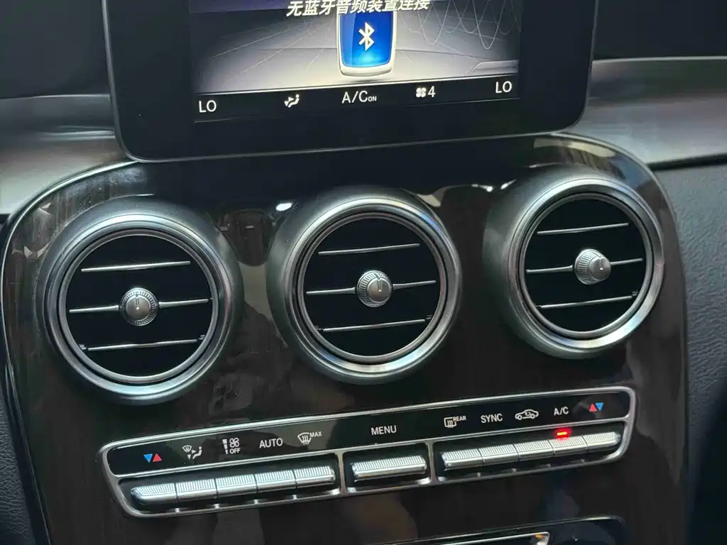 Mercedes-Benz GLC — миниатюра 11