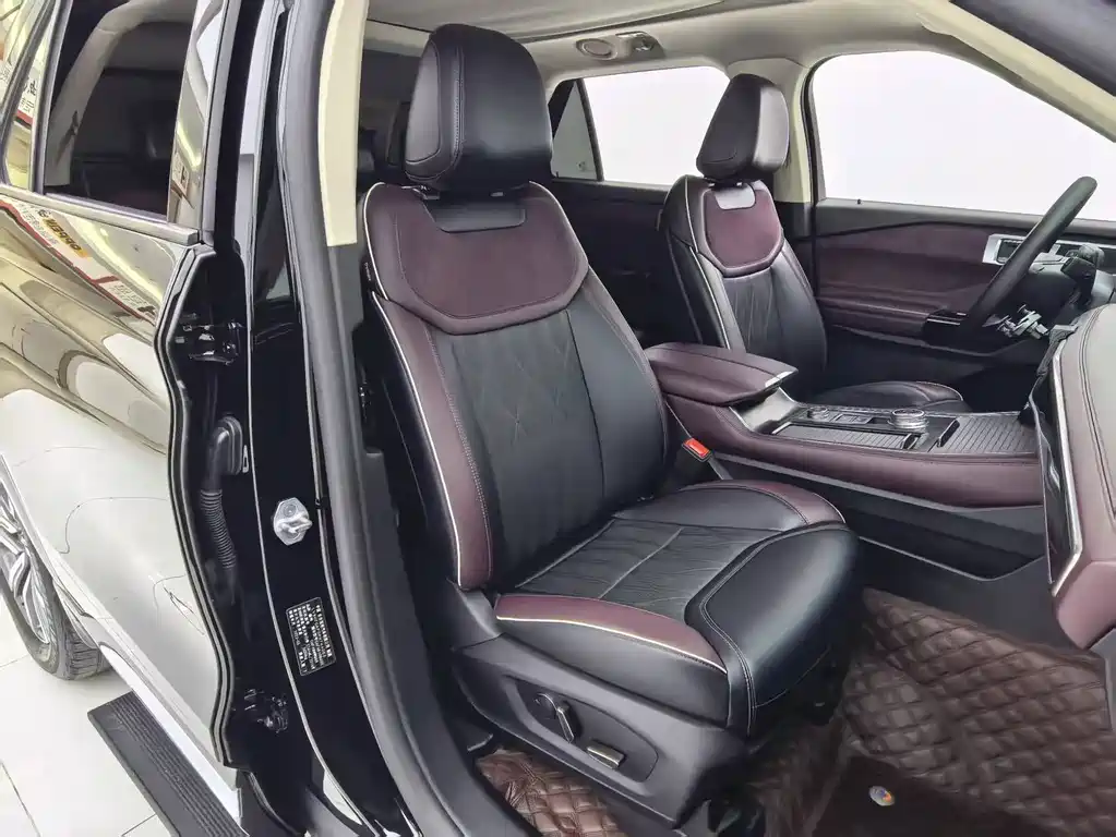 Ford Explorer — миниатюра 9