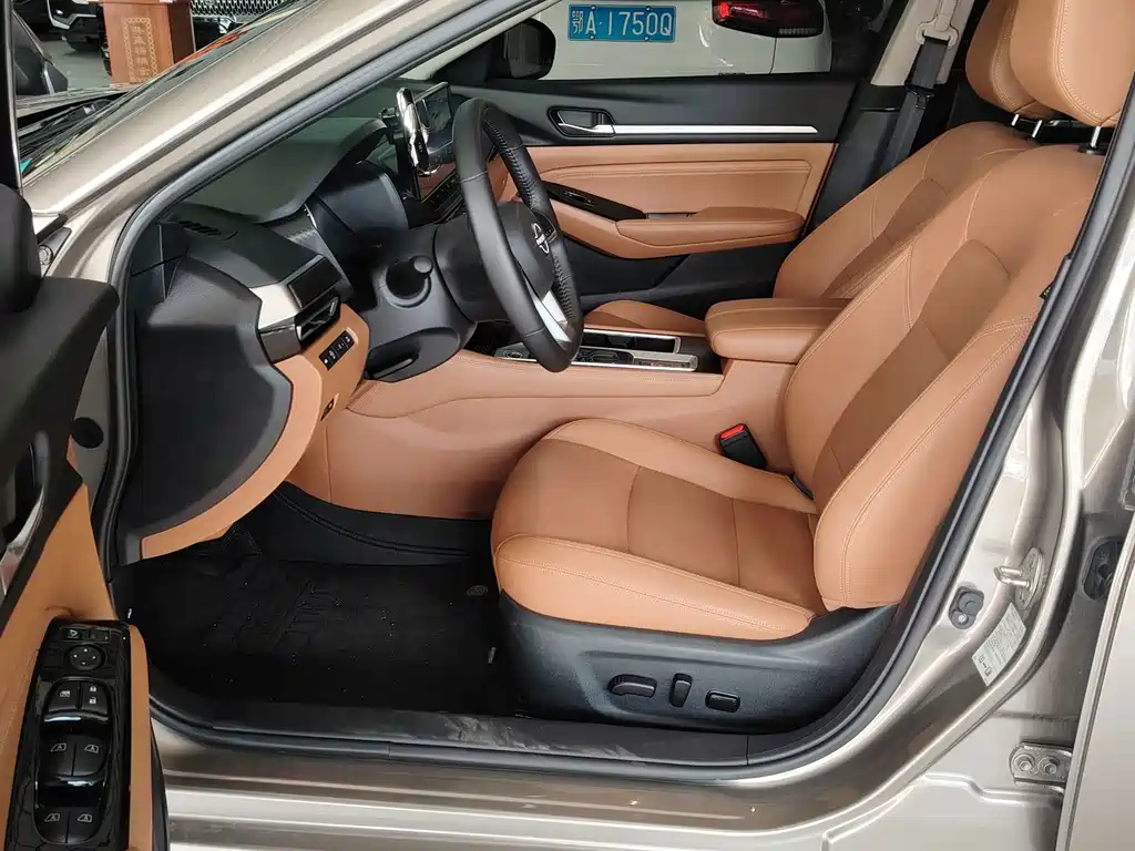 Nissan Teana — миниатюра 8