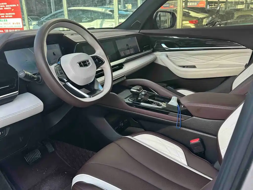 Geely Xingyue L — миниатюра 3