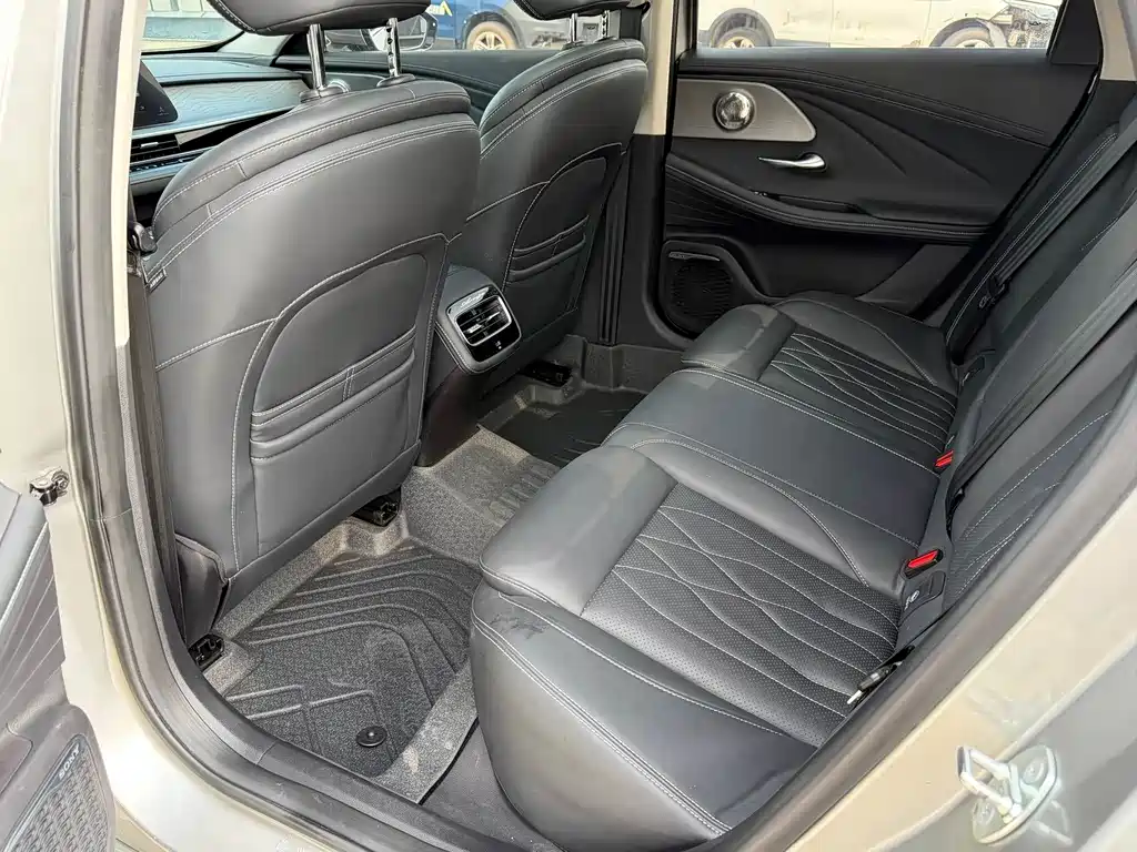 Chery Arrizo 8 — миниатюра 14