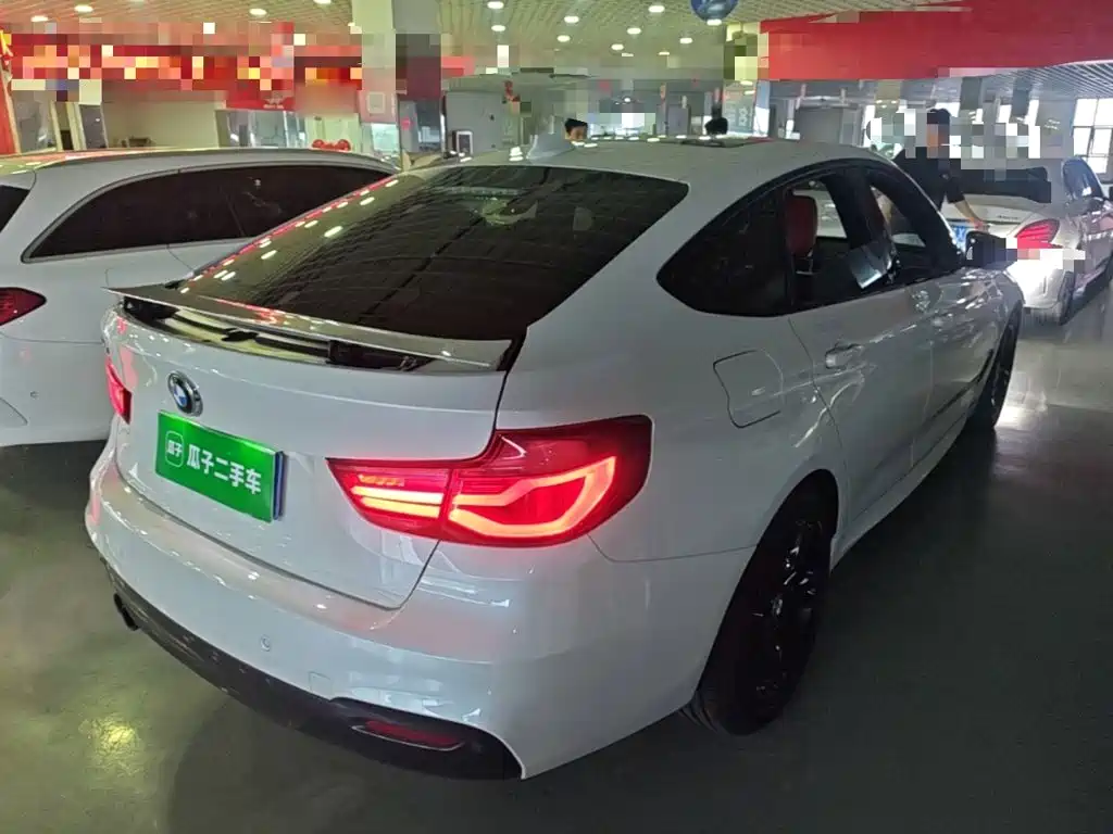 BMW 3 Series GT 3 GT 2019 320i M Sport
