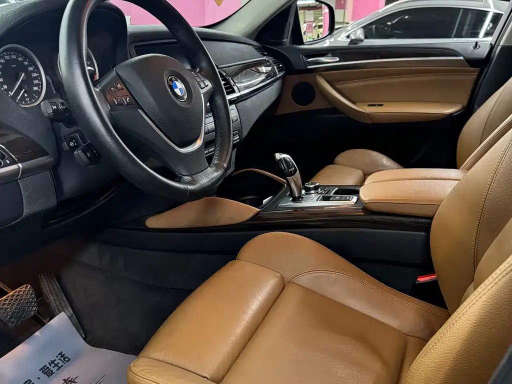 BMW X6 — миниатюра 4