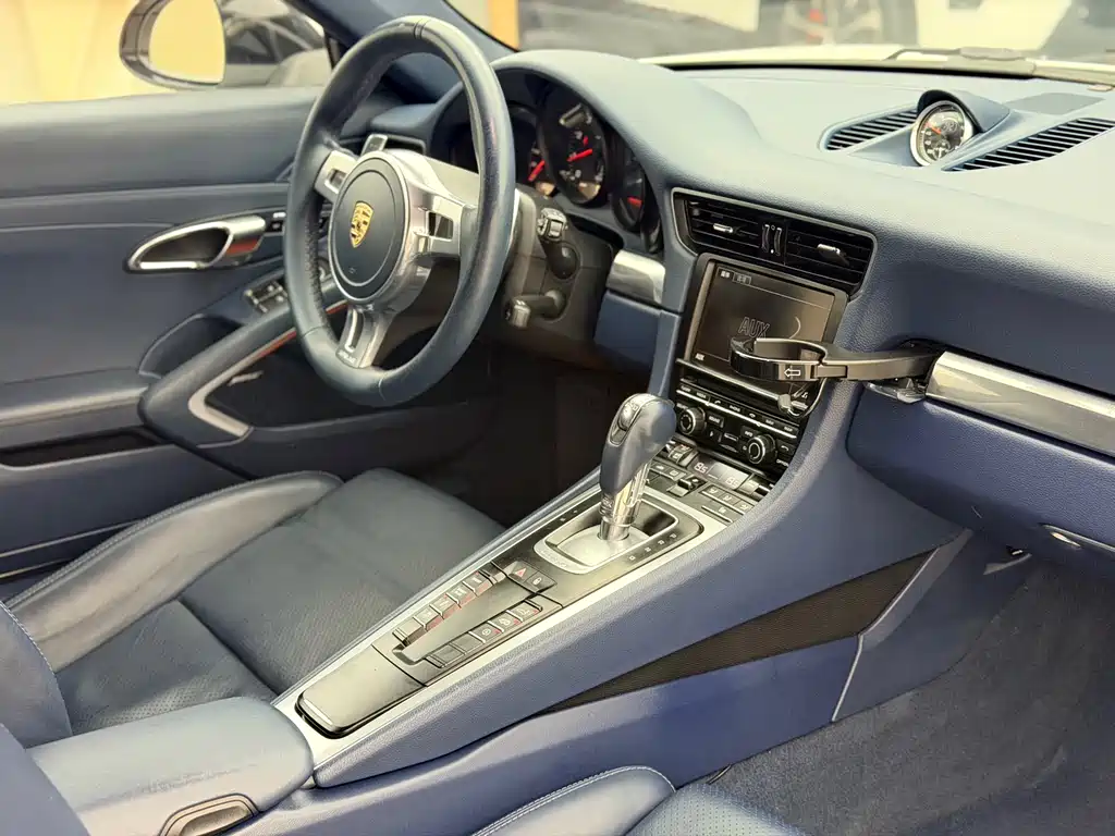 Porsche 911 2012 Carrera 3.4L