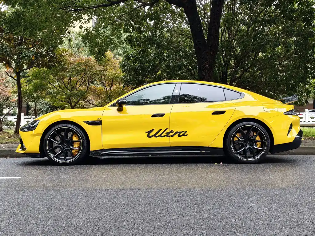 XIAOMI CAR XIAOMI SU7 ULTRA