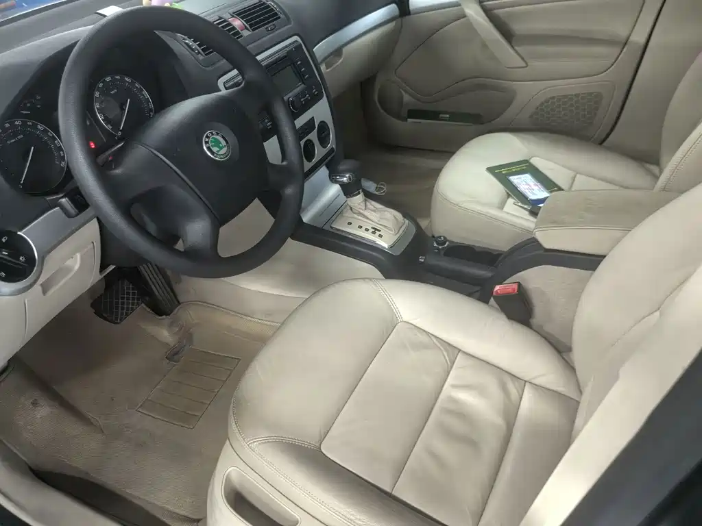 Skoda Octavia — миниатюра 4