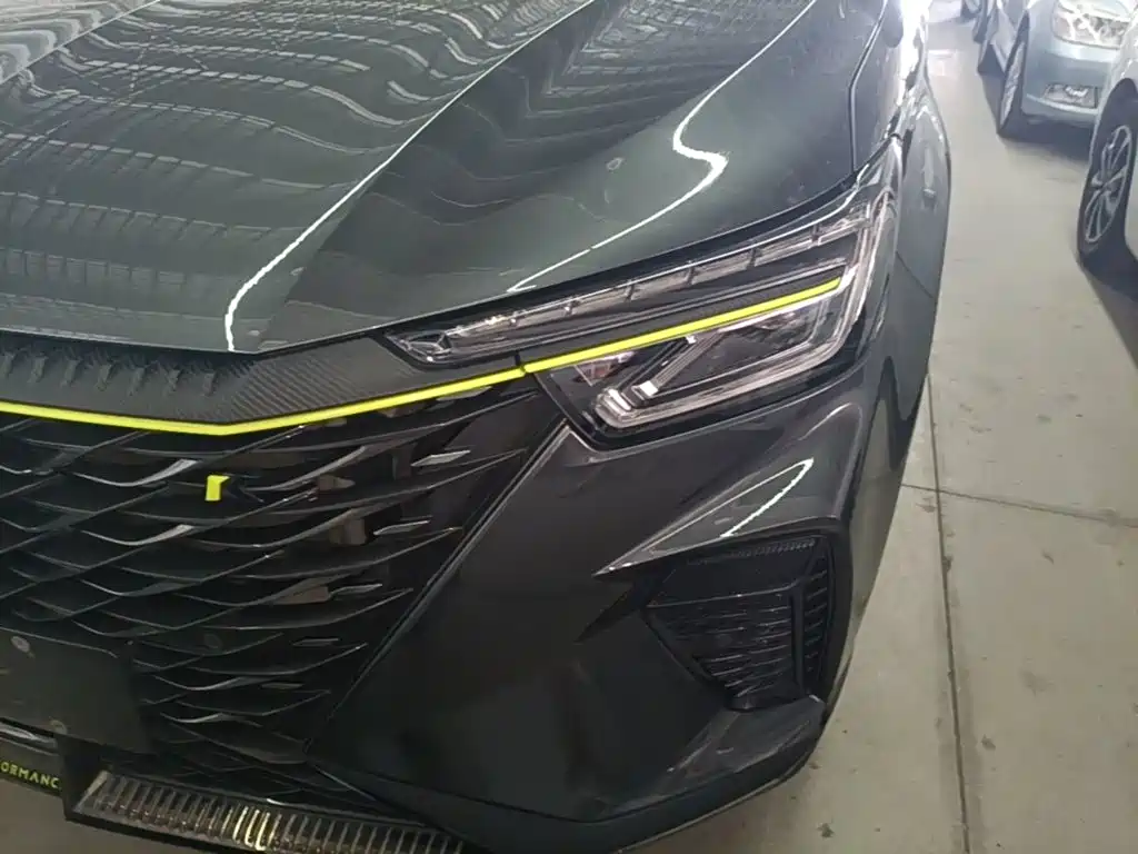 Roewe RX5 — миниатюра 24