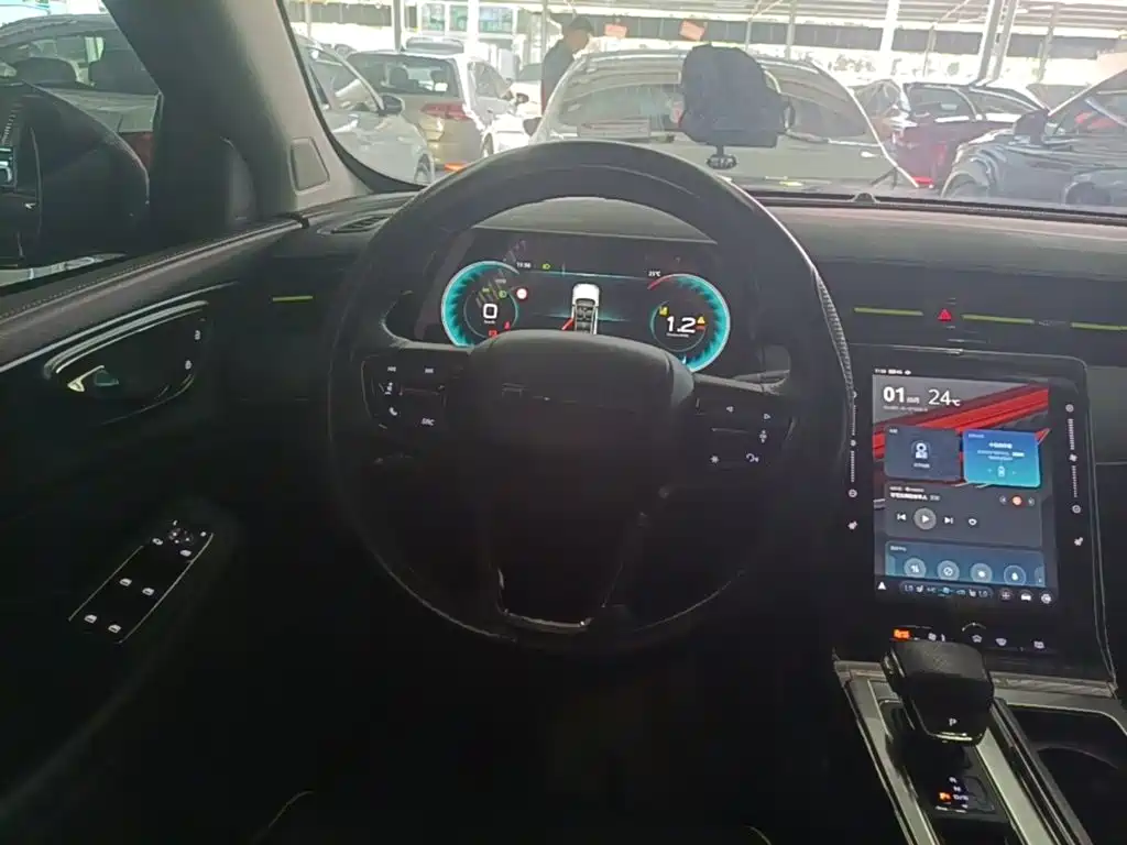 Roewe RX5 — миниатюра 11