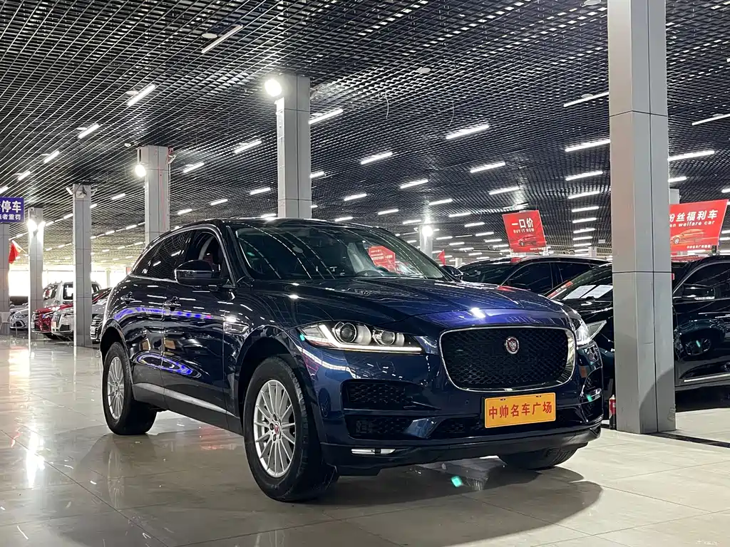 Jaguar F-PACE - фото 3