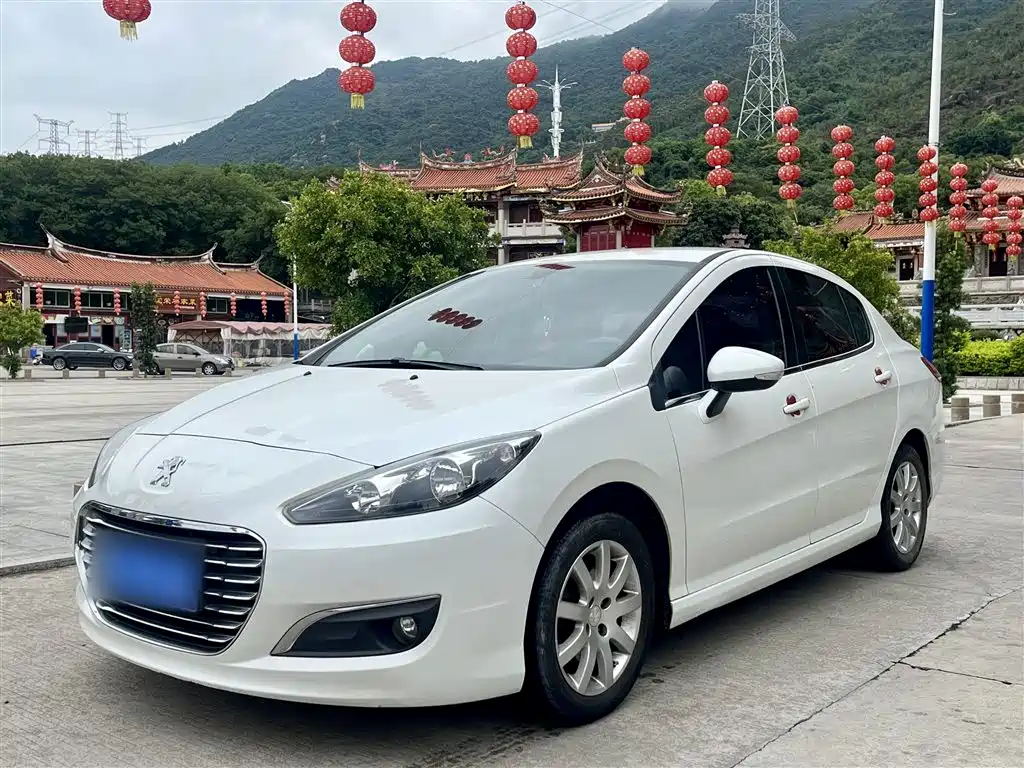 Peugeot 308 2015