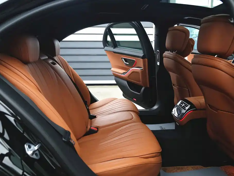 Mercedes-Benz S-Class — миниатюра 24