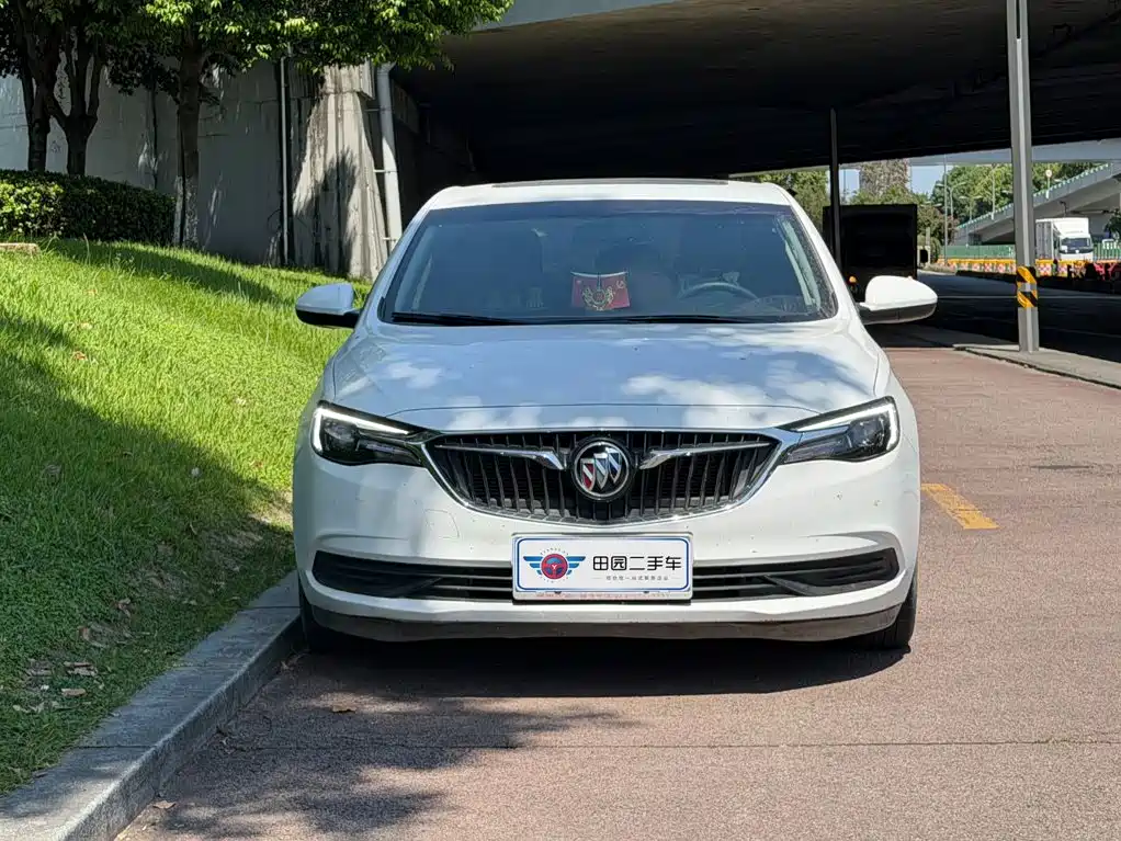 Buick Excelle — миниатюра 2