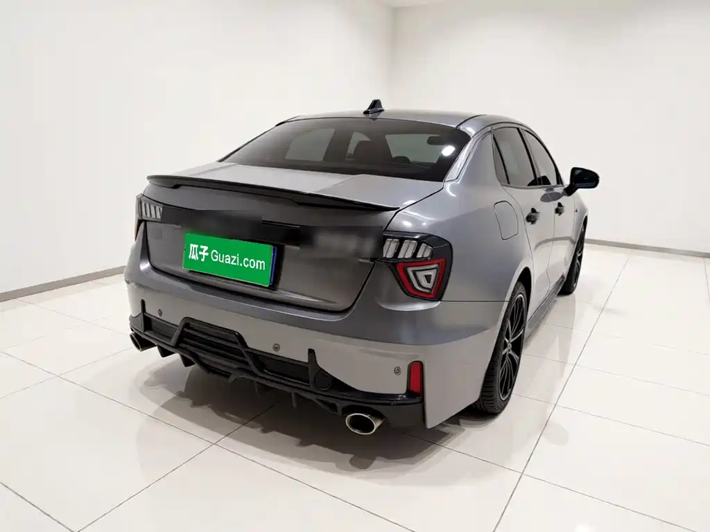 Lynk & Co 03 — миниатюра 6