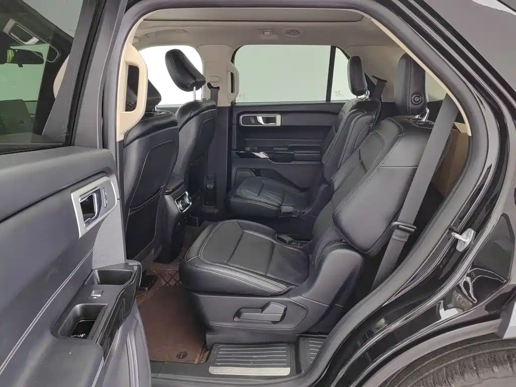 Ford Explorer — миниатюра 15