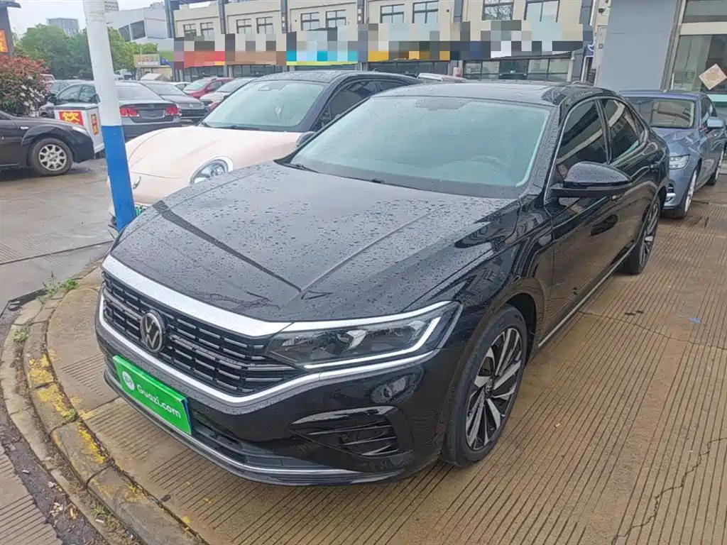 Volkswagen Passat 2023