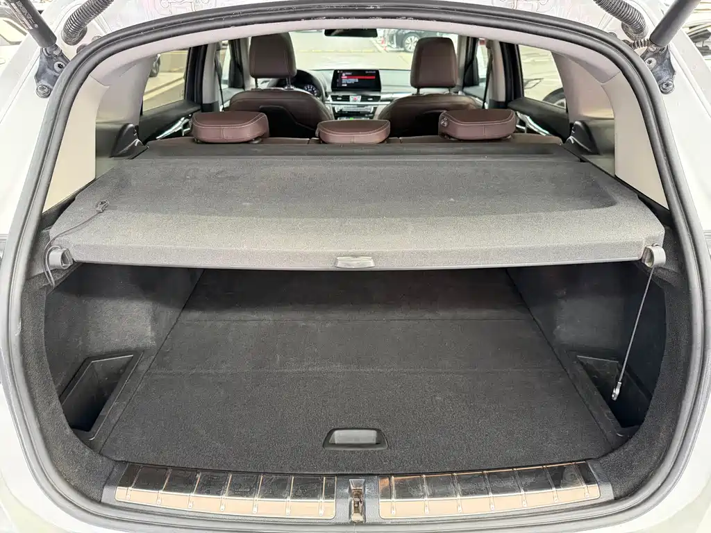 BMW X1 — миниатюра 11