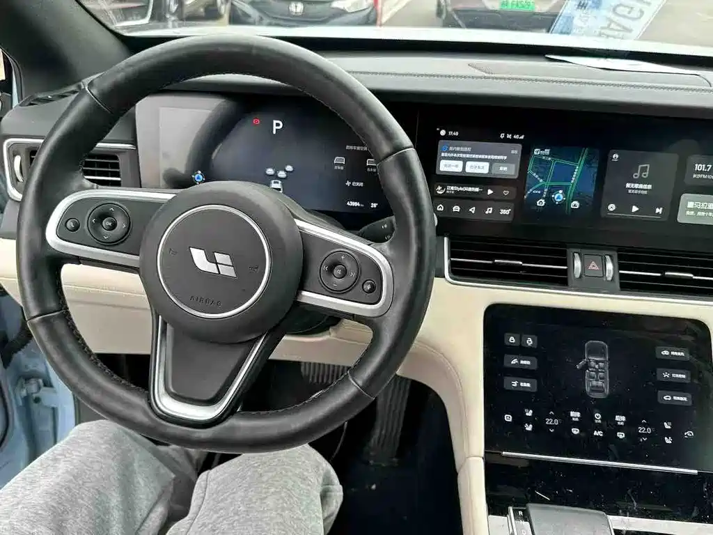 Li Auto ONE 2021 6 мест