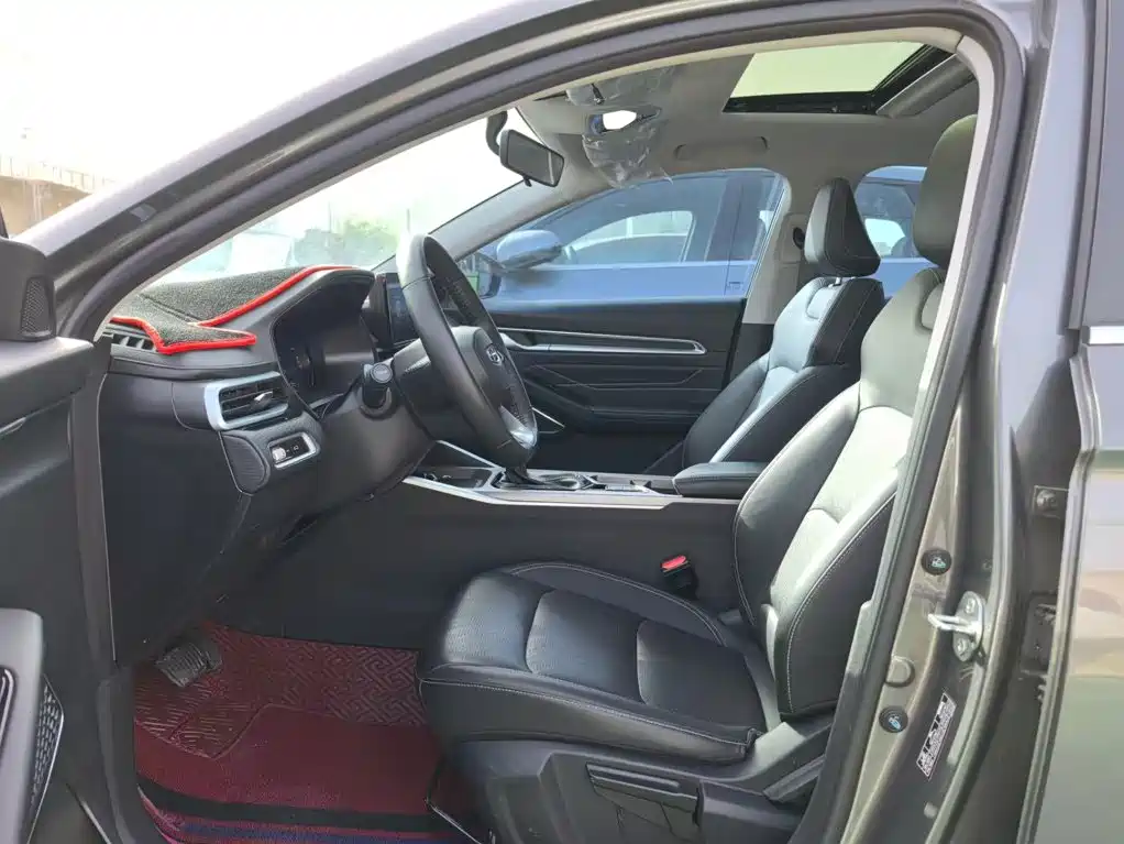 Geely Emgrand — миниатюра 12