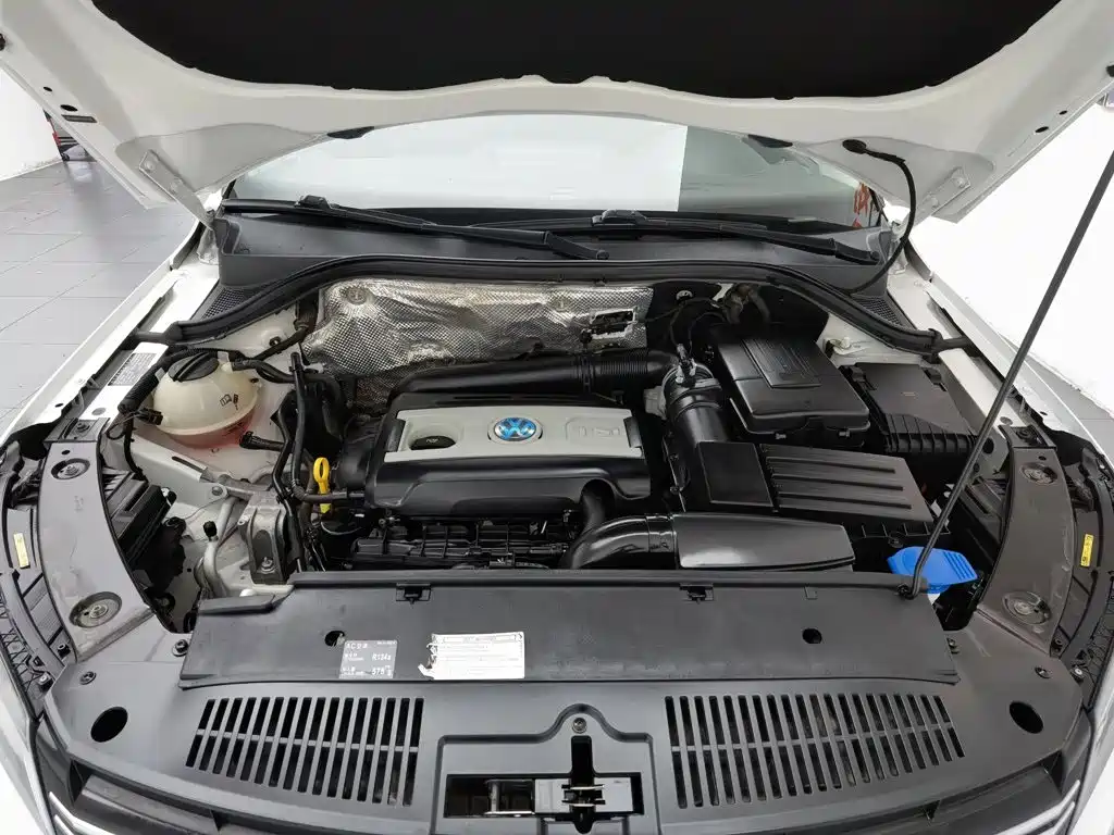 Volkswagen Tiguan — миниатюра 6