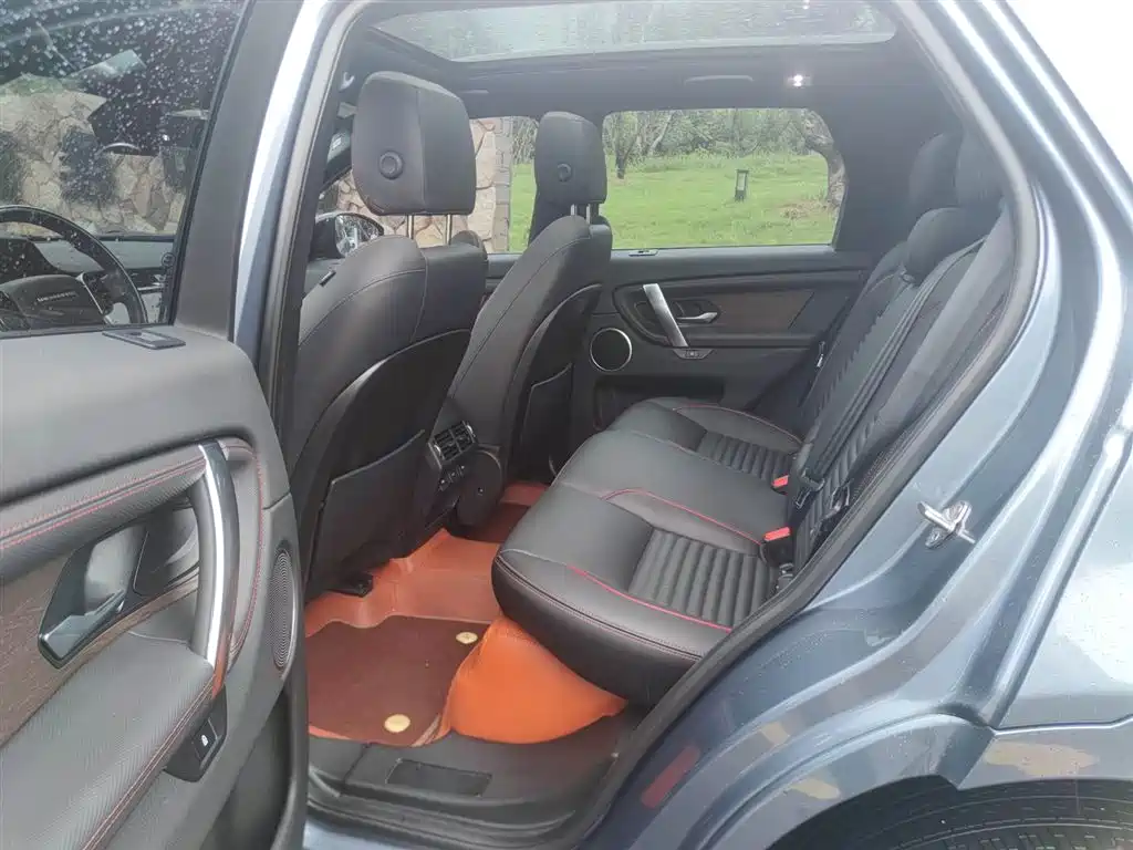 Land Rover Discovery Sport — миниатюра 10