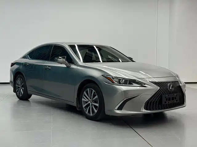 LEXUS ES 2021