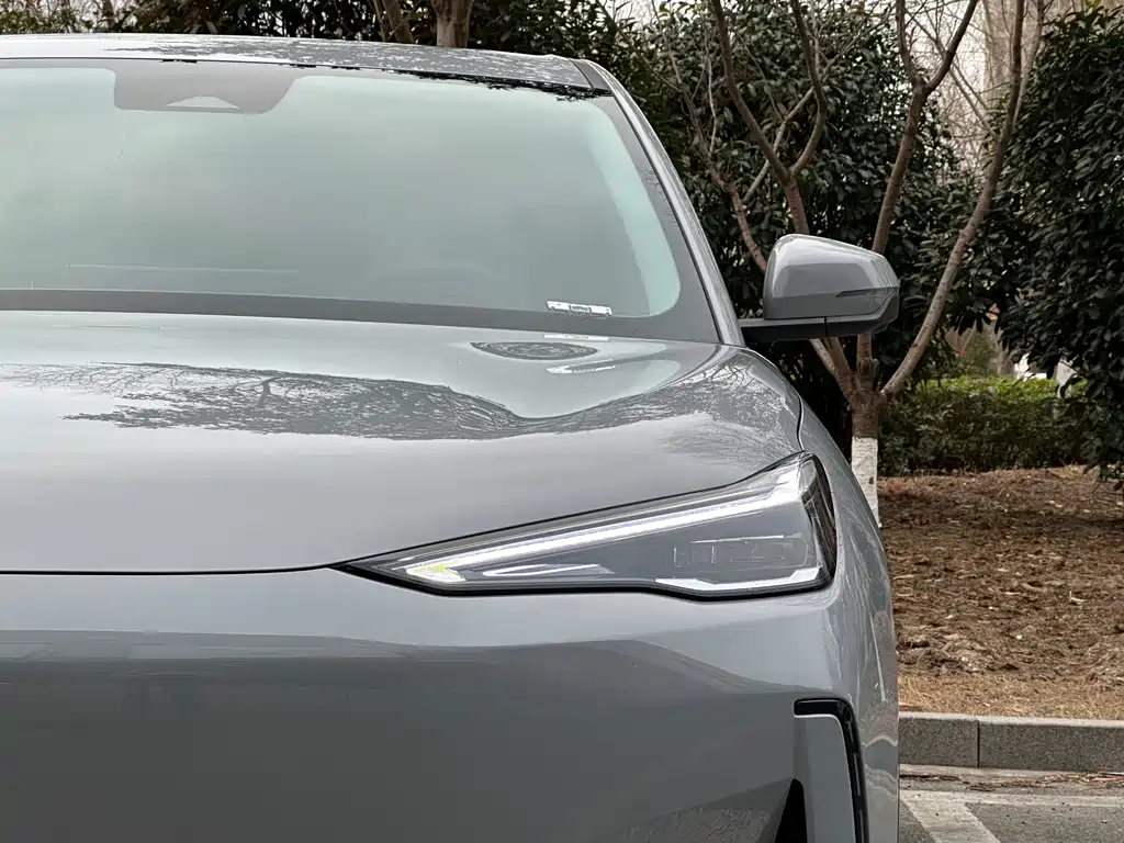 GEELY GALAXY GALAXY E5