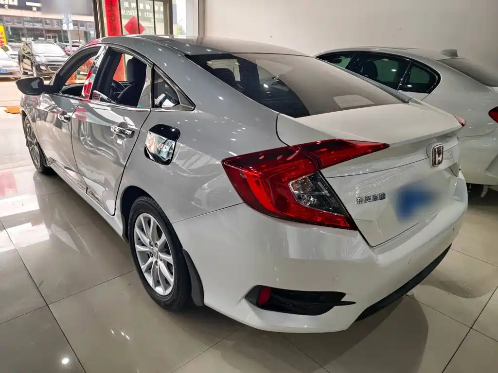 Honda Civic 2016 180TURBO CVT Comfort