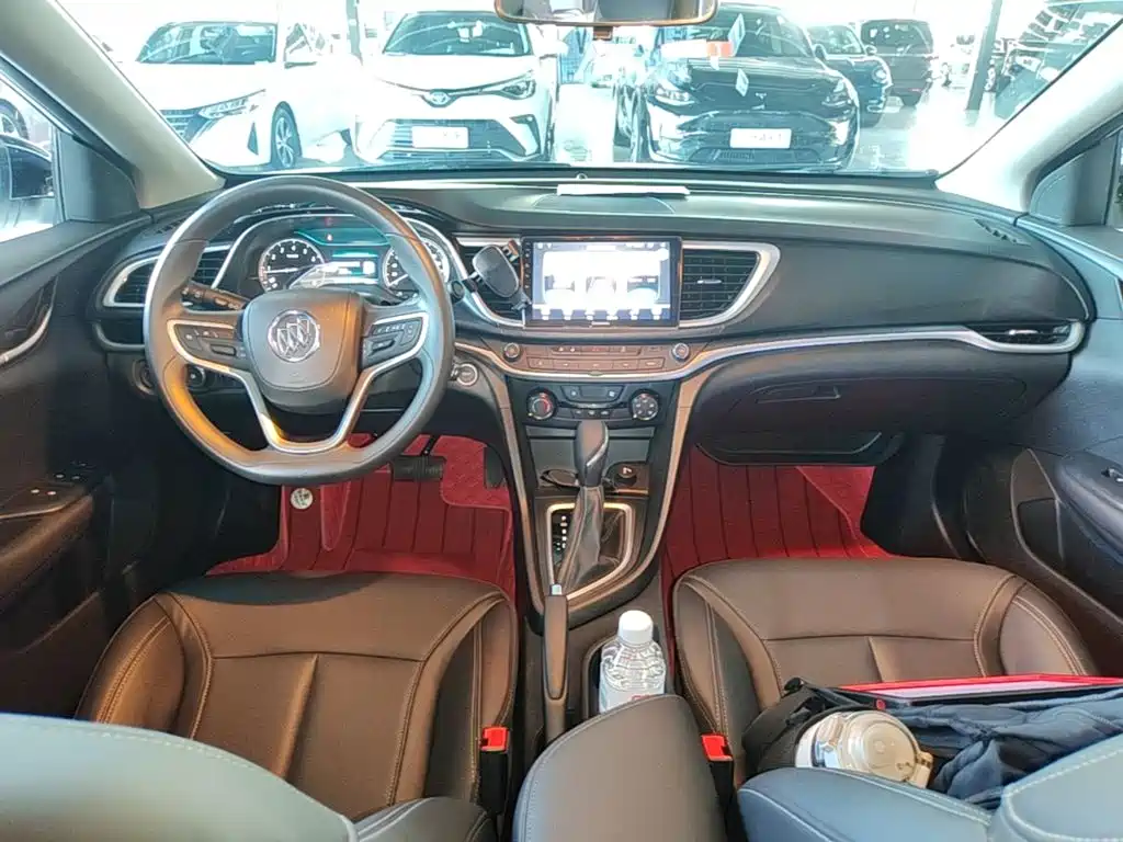 Buick Excelle — миниатюра 10