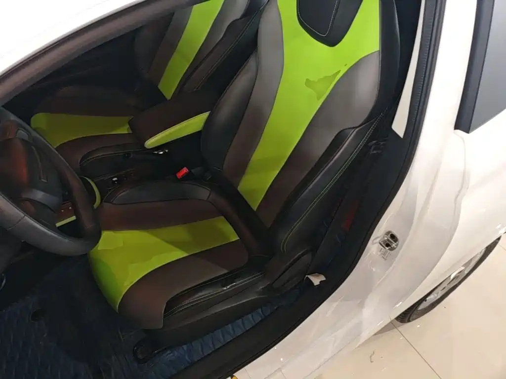 Roewe Clever — миниатюра 15