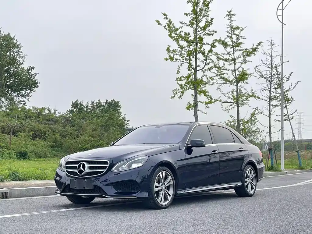 Mercedes-Benz E-Class 2015