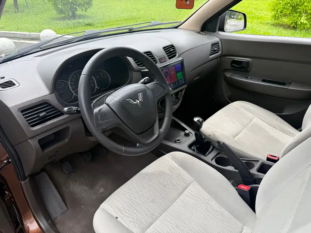 Wuling Hongguang — миниатюра 8