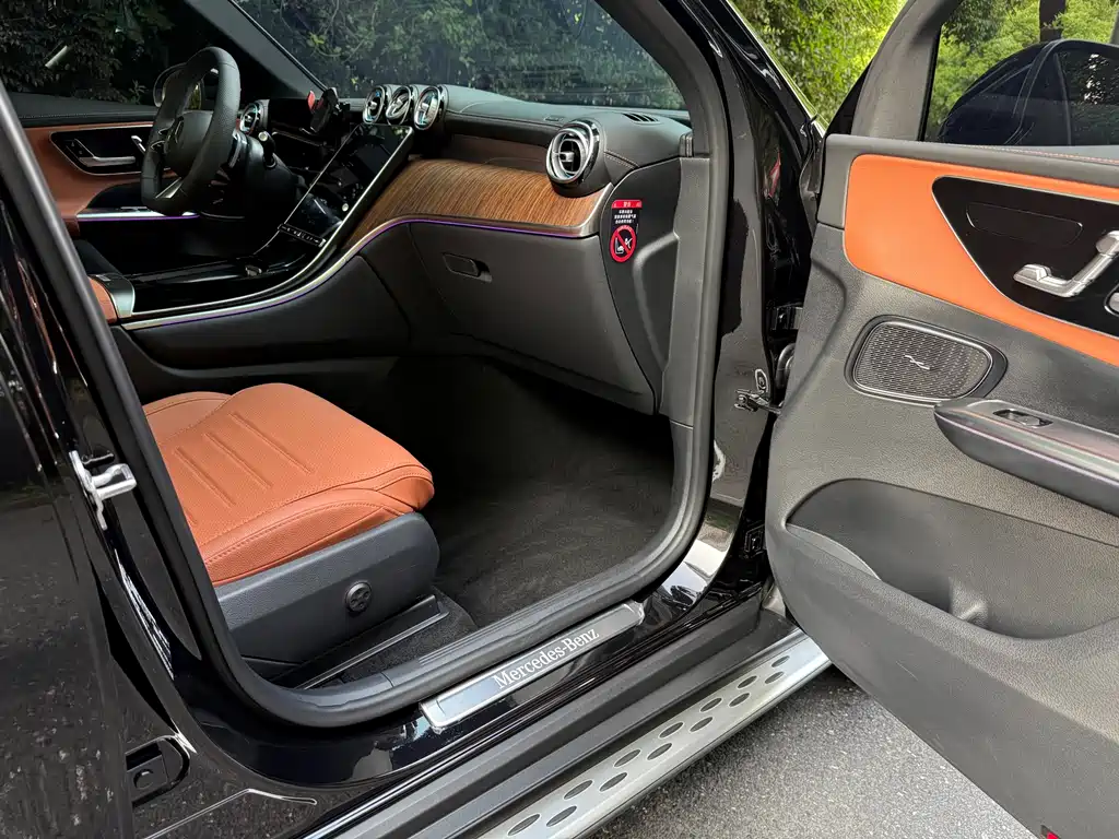 Mercedes-Benz GLC 2025 GLC 300 L 4MATIC 5 мест