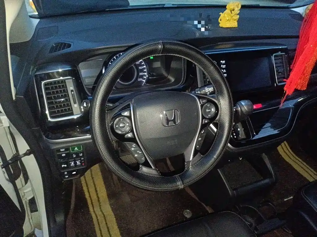 Honda Elysion — миниатюра 11